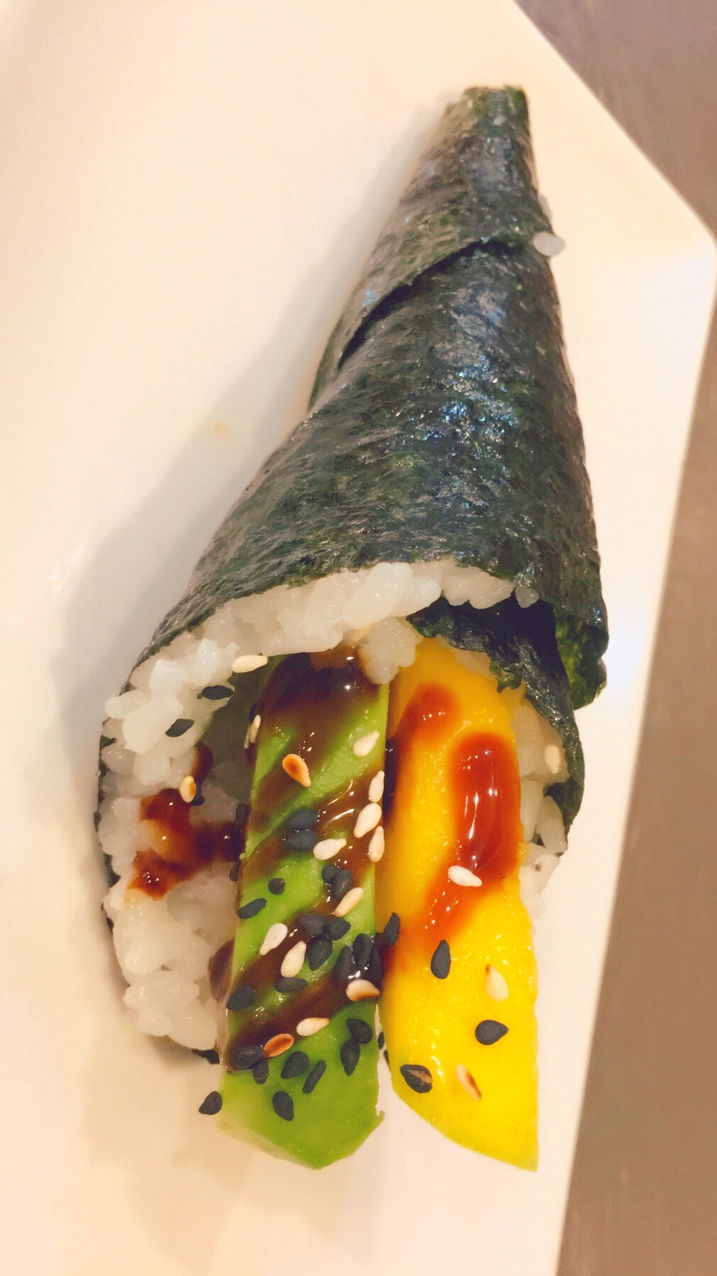 Mango Abokado Temaki