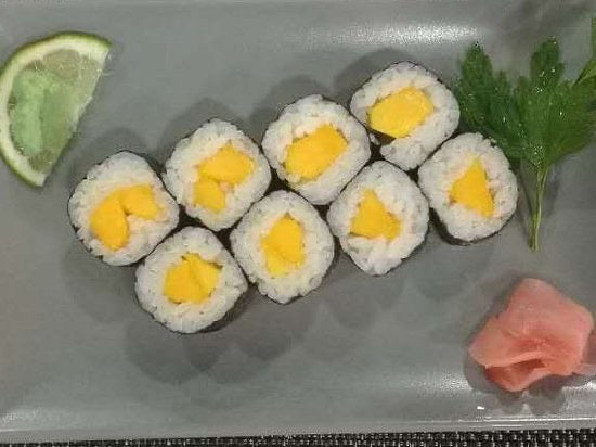 Mango maki